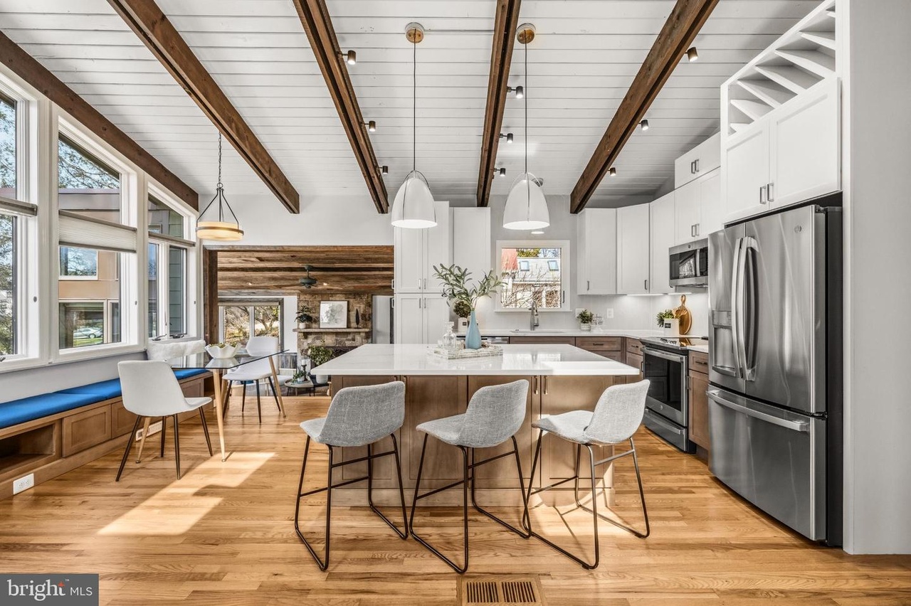 Staged dining and lifestyle spaces