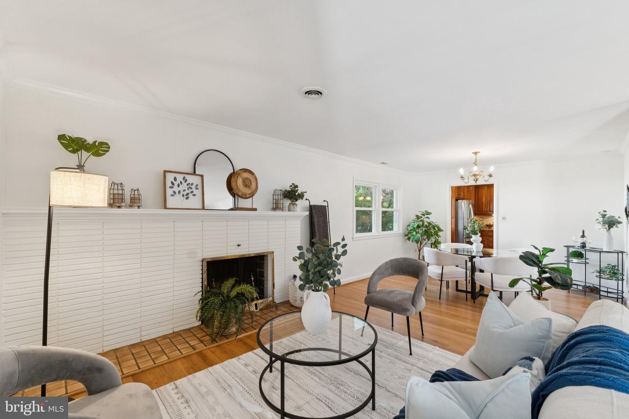 Chevy Chase MD Staging Project