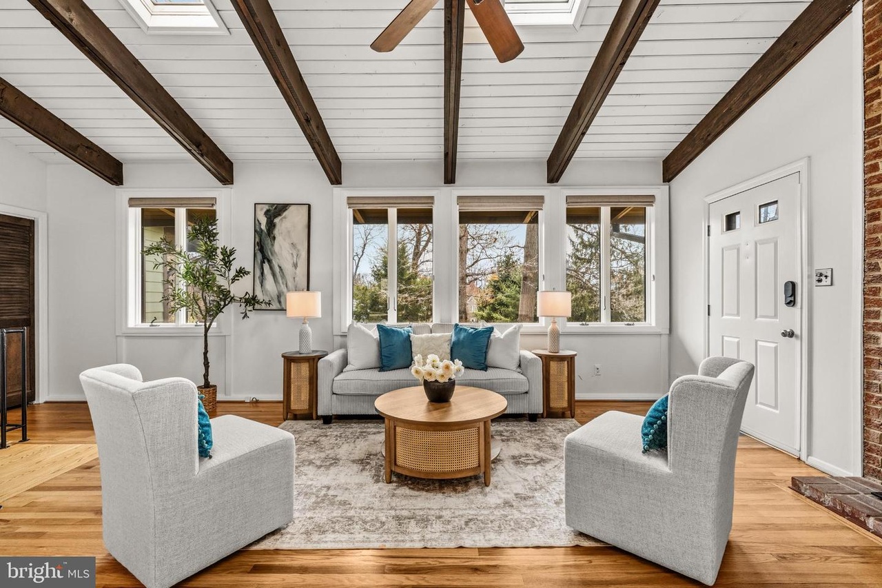 Fairfax VA Staging Project