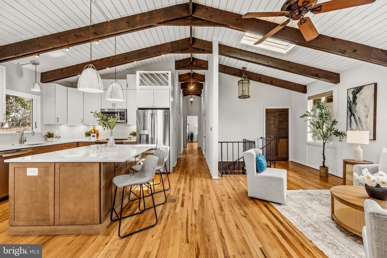 Fairfax VA Staging Project