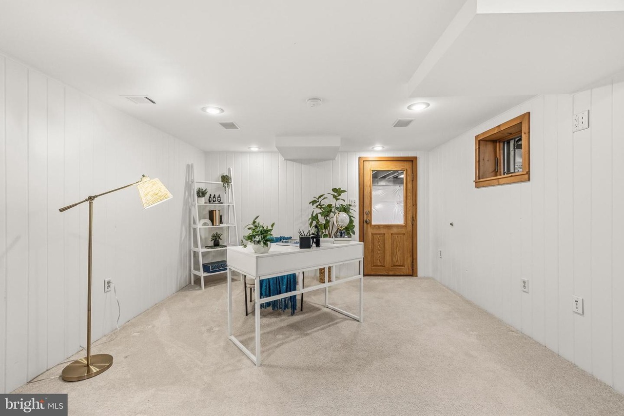 Fairfax VA Staging Project