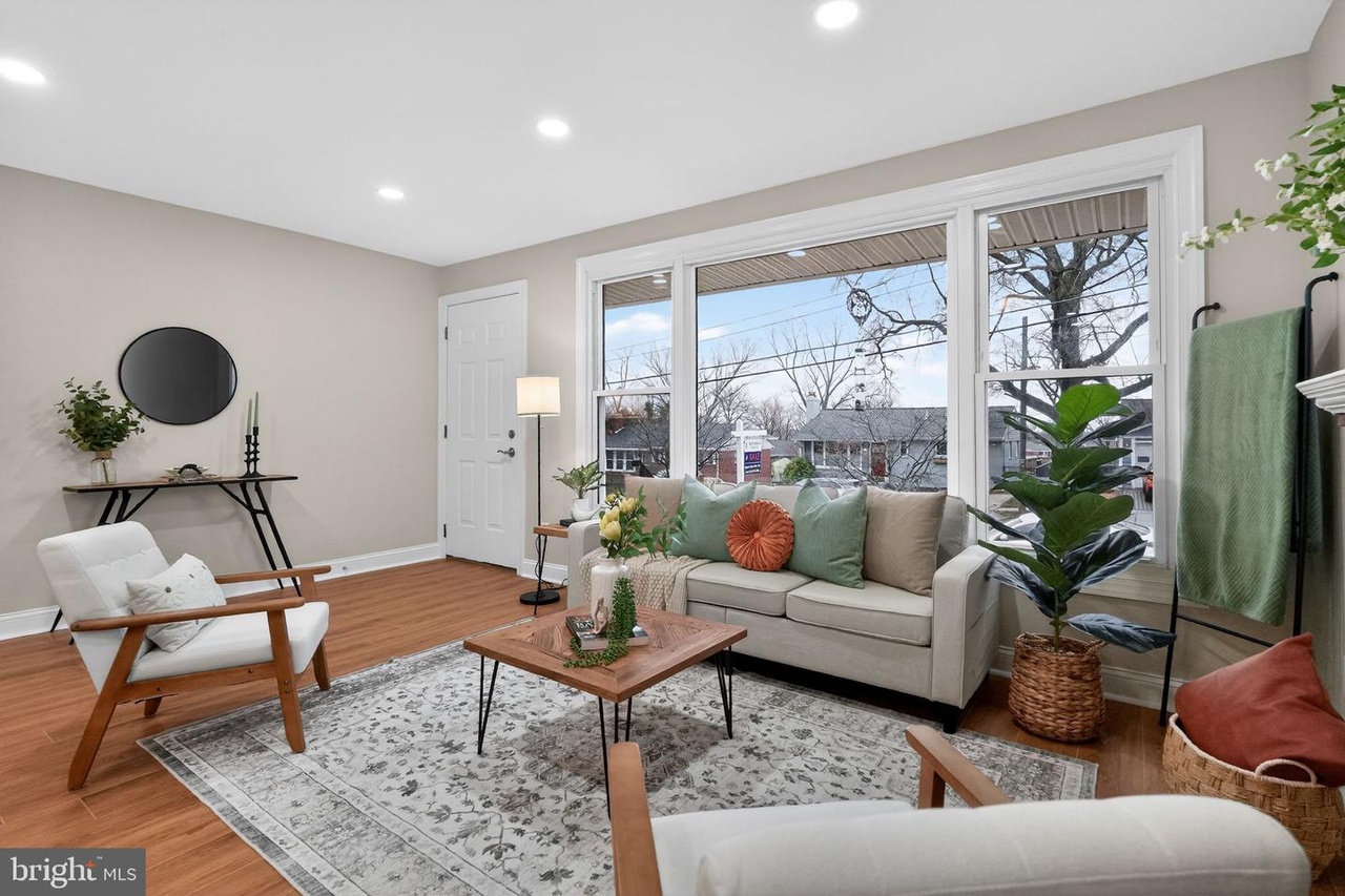 Hyattsville MD Staging Project