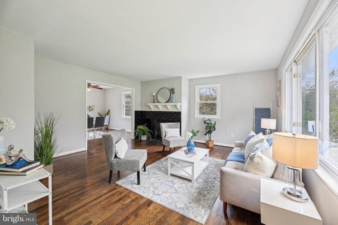 Mt Airy MD Staging Project